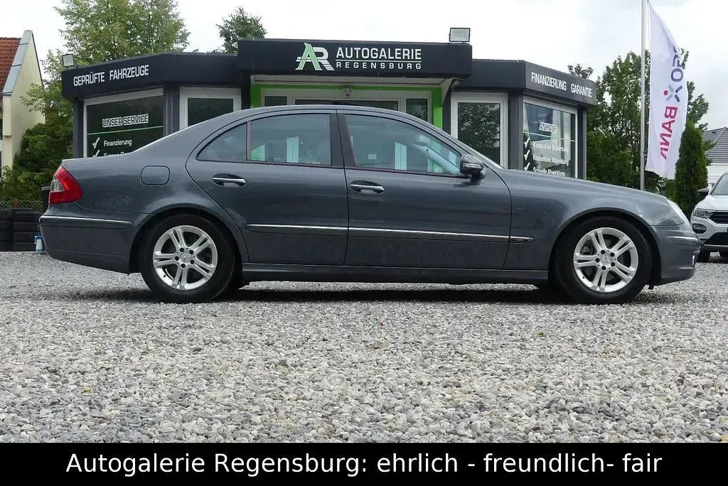 Gebraucht Mercedes E220 170 PS (125 kW) 2006 Flintgrau Limousine