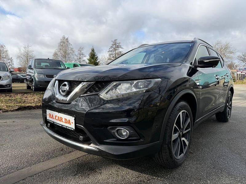 Gebraucht Nissan X-Trail Tekna 163 PS (119 kW) 2017 Schwarz SUV