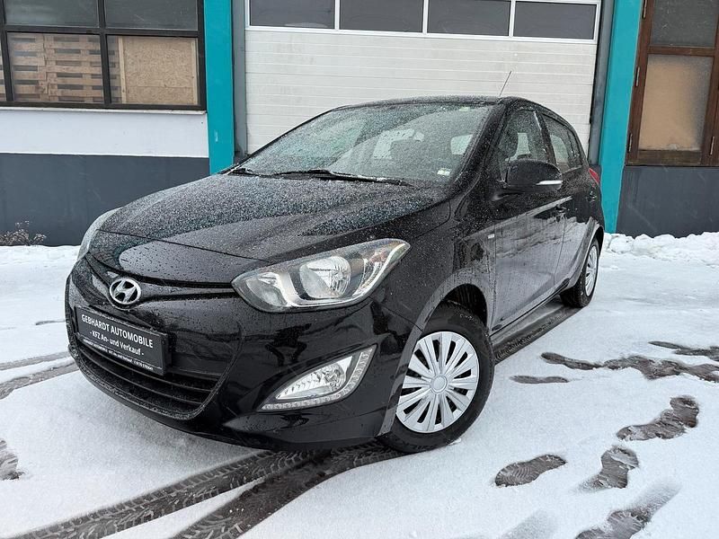Schwarz Gebraucht 2013 Hyundai i20 Trend Kleinwagen | 5.580 € (Fairer Preis) - Bild 1/4