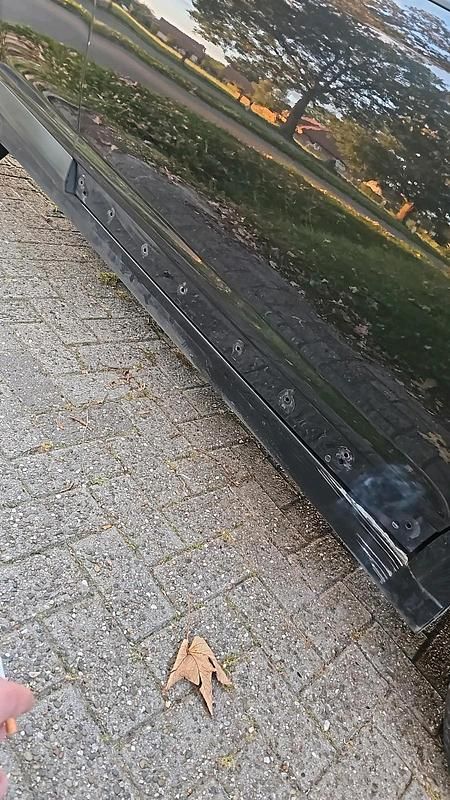 Schwarz Gebraucht 2005 Citroën C4 Coupé | 1.250 € (Guter Preis) - Bild 1/4