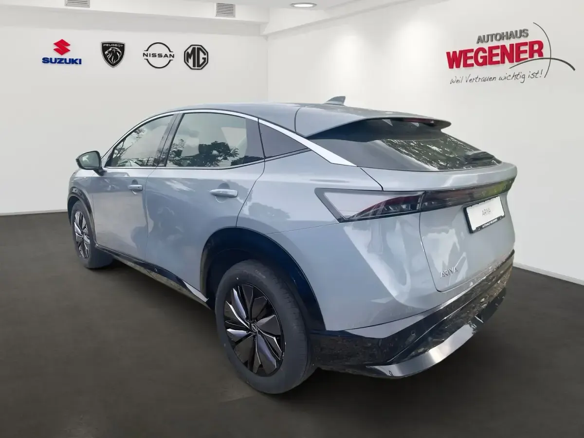 Gebraucht Nissan Ariya Basis 160 kW (218 PS) 2025 Ceramic gray SUV