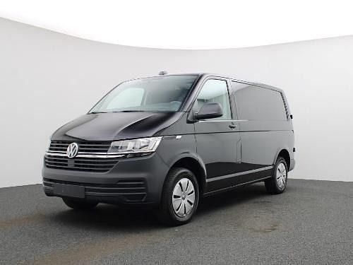 Gebraucht VW Transporter 150 PS (110 kW) 2023 Deep black perleffekt Van