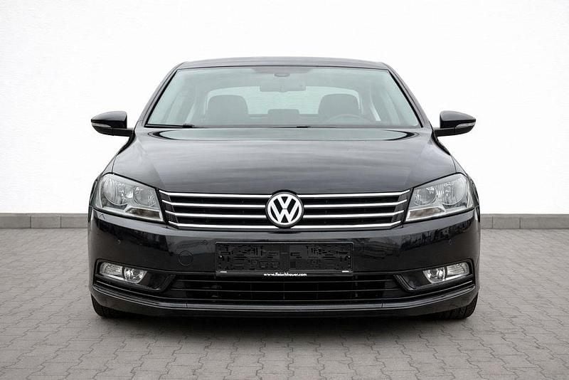 Gebraucht VW Passat Comfortline 122 PS (89 kW) 2014 Schwarz Limousine