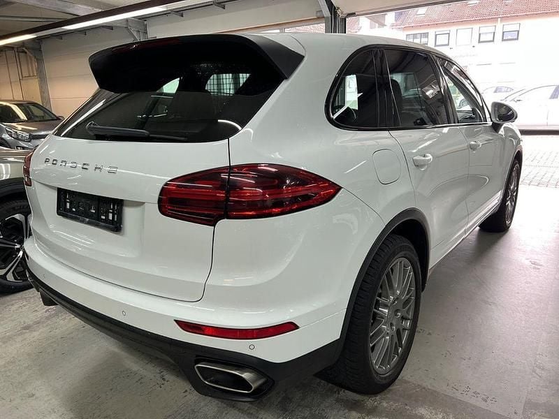 Gebraucht Porsche Cayenne 262 PS (192 kW) 2015 Weiß SUV