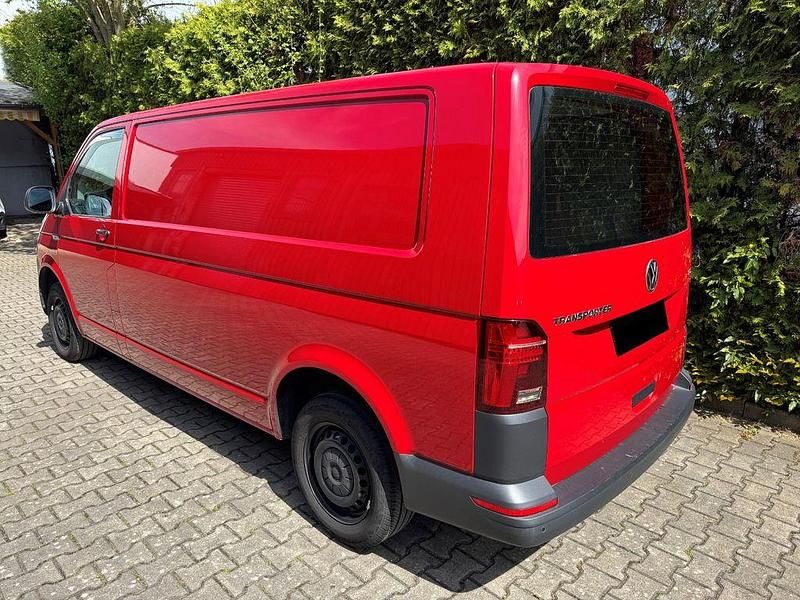 Second-hand VW Transporter 102 CP (75 kW) 2016 Roșu Van