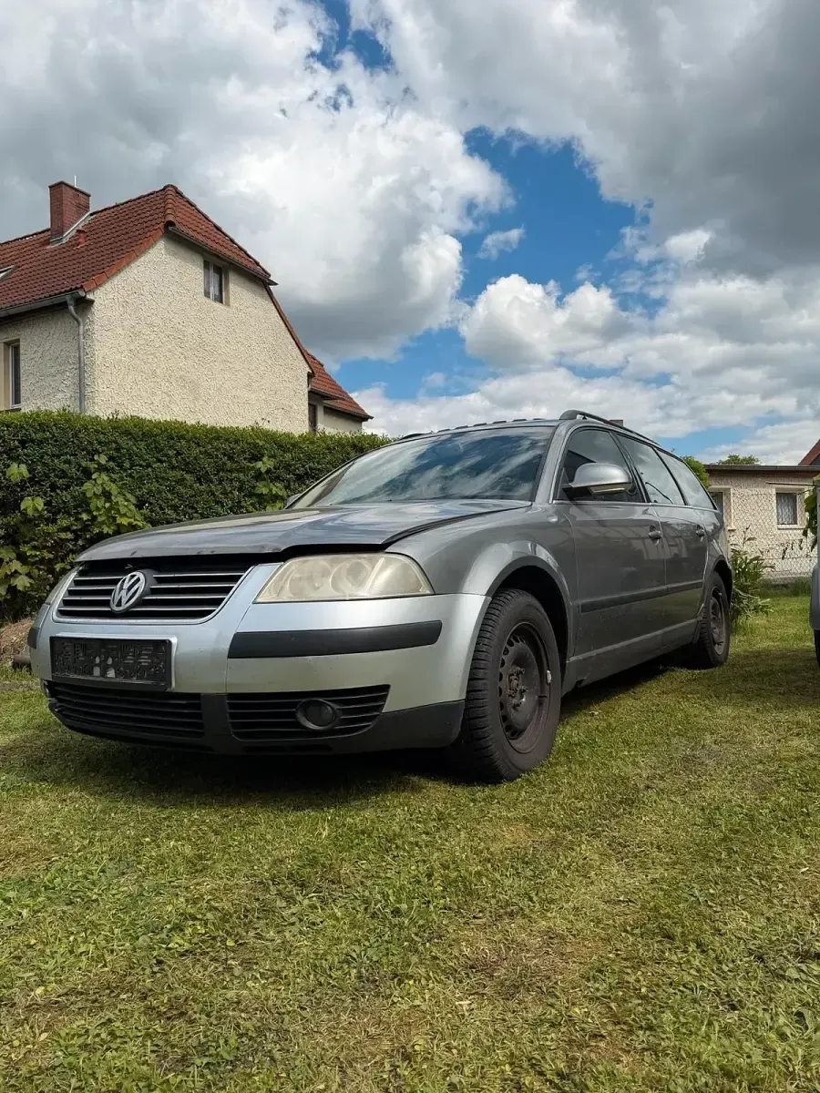 Usata VW Passat 131 CV (96 kW) 2004 Argento Station wagon