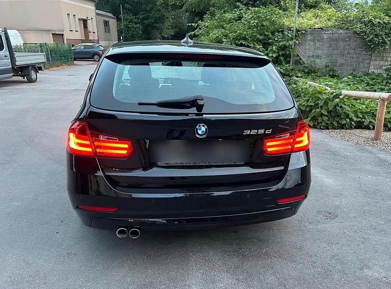Gebraucht BMW 325 218 PS (160 kW) 2014 Schwarz Kombi