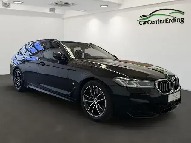 Gebraucht BMW 530 M Sport 286 PS (210 kW) 2021 Schwarz Limousine