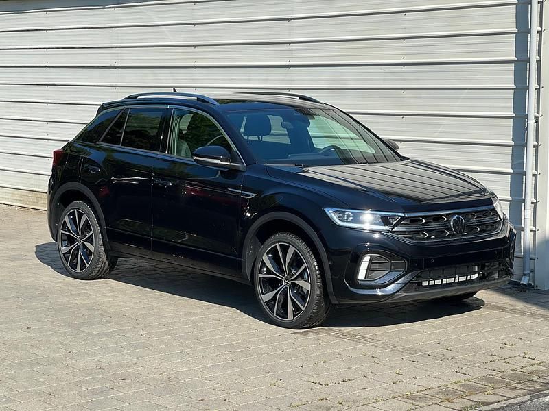 Deep black pearl Neu 2025 VW T-Roc IQ Drive SUV | 37.579 € (Guter Preis) - Bild 1/4