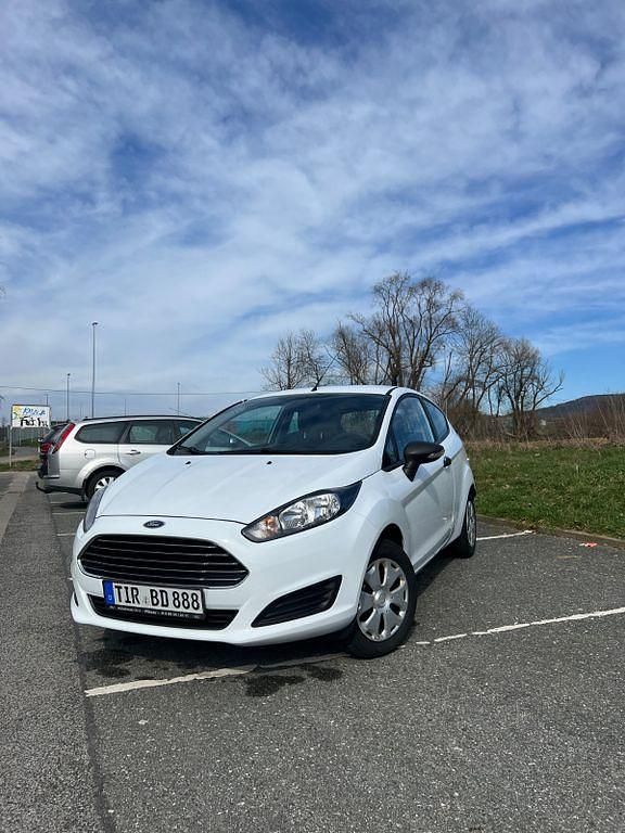 Gebraucht Ford Fiesta SYNC Edition 60 PS (44 kW) 2014 Weiß Kleinwagen