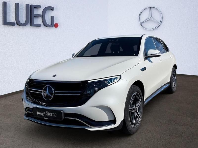 Designo diamantweiß bright Gebraucht 2020 Mercedes EQC400 AMG SUV | 34.590 € (Guter Preis) - Bild 1/4