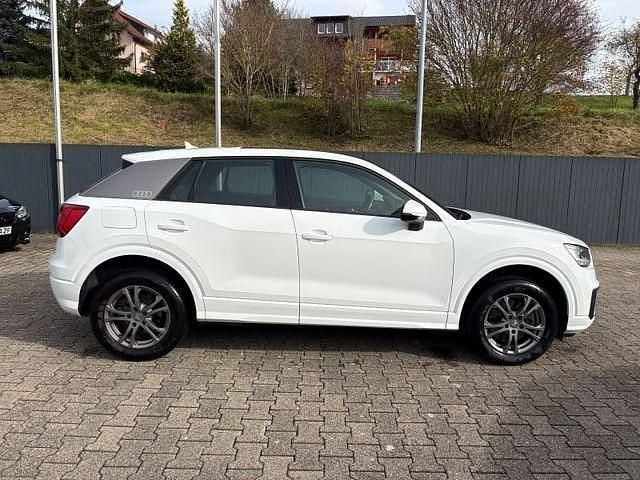 Gebraucht Audi Q2 Sport 150 PS (110 kW) 2017 Ibisweiss SUV