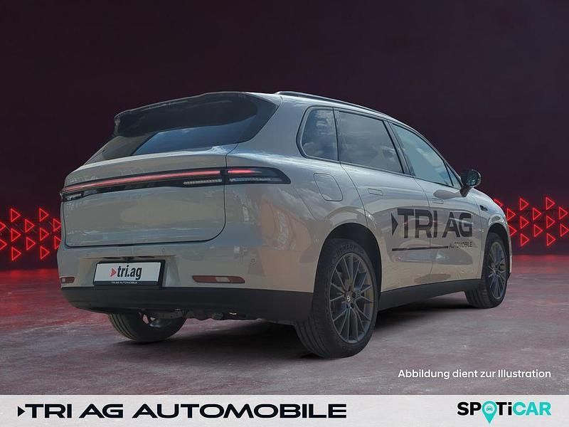 Gebraucht Leapmotor C10 158 kW (215 PS) 2025 Tundra grey SUV