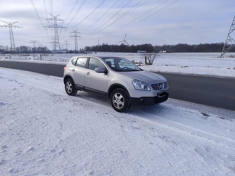 Silber Gebraucht 2009 Nissan Qashqai SUV | 3.999 € (Superpreis) - Bild 1/4