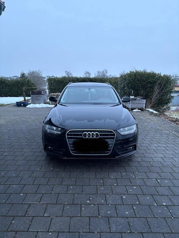 Gebraucht Audi A4 Ambiente 177 PS (130 kW) 2015 Schwarz Kombi