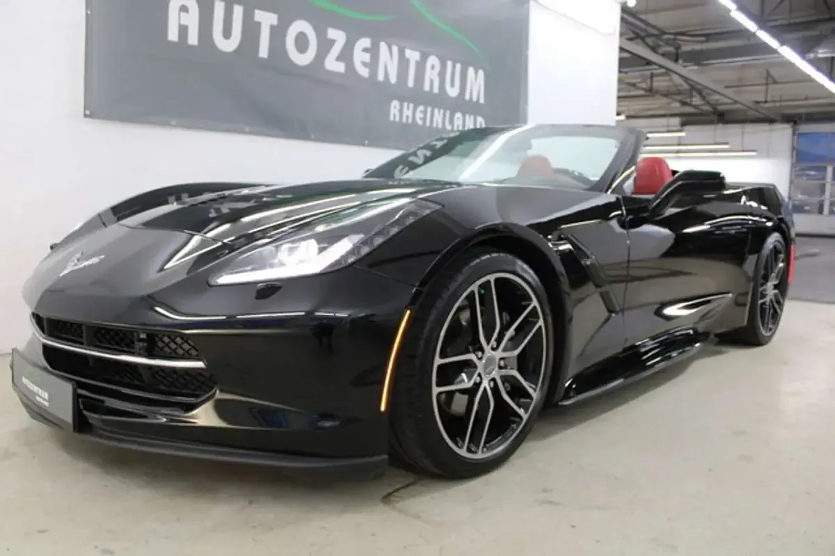 Gebraucht Corvette Stingray 466 PS (342 kW) 2018 Schwarz Cabrio