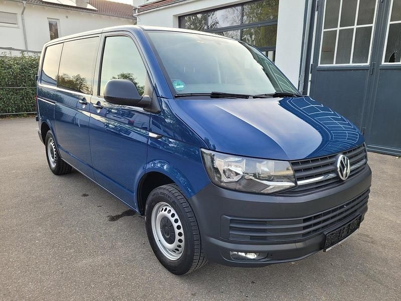 Gebraucht VW Transporter 150 PS (110 kW) 2017 Blau Van