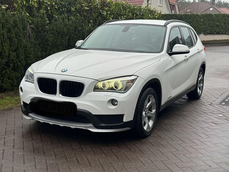 Weiß Gebraucht 2014 BMW X1 SUV | 7.600 € (Superpreis) - Bild 1/4
