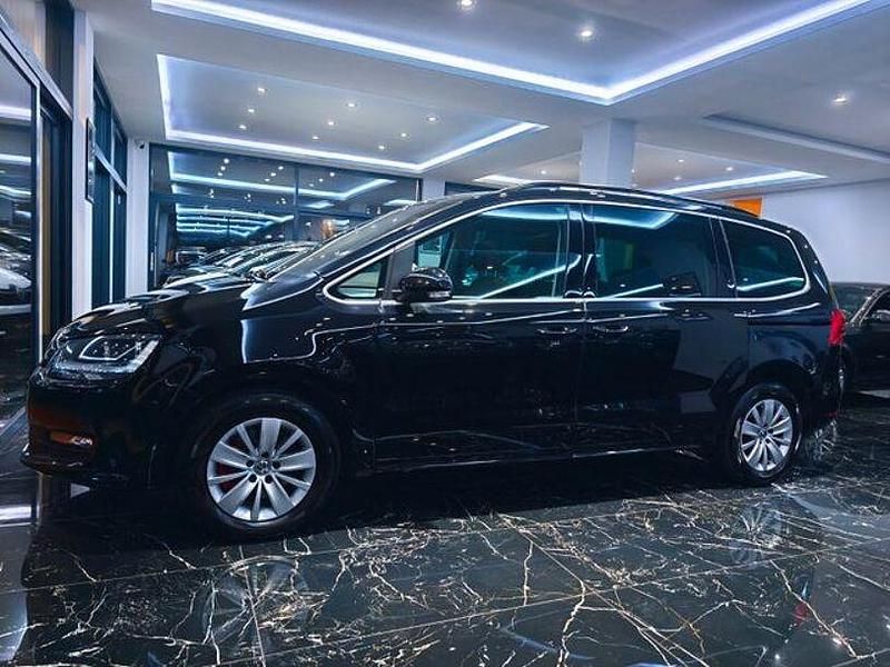 Gebraucht VW Sharan Comfortline 140 PS (102 kW) 2011 Schwarz Van / Kleinbus