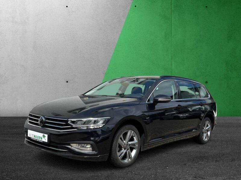 Deep black perleffekt Gebraucht 2023 VW Passat Business Kombi | 34.690 € (Etwas zu teuer) - Bild 1/4