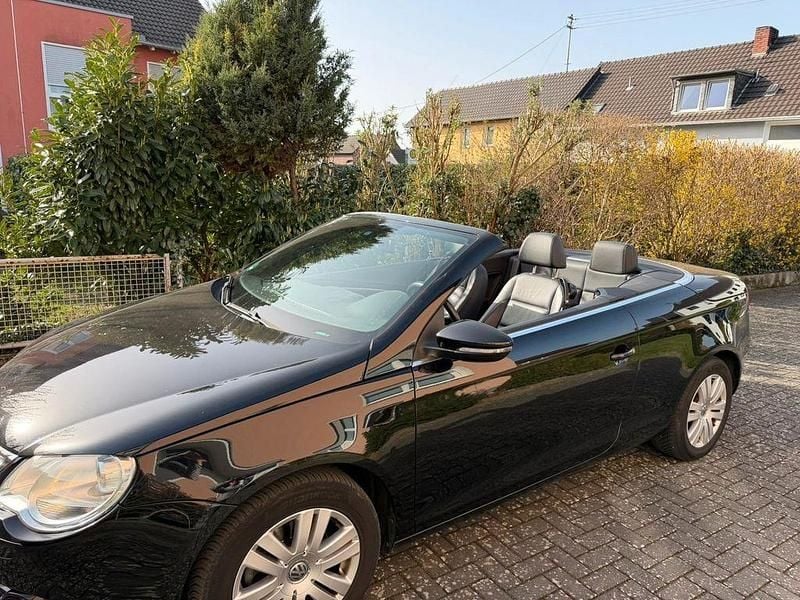 Gebraucht VW Eos 122 PS (89 kW) 2011 Schwarz Cabrio