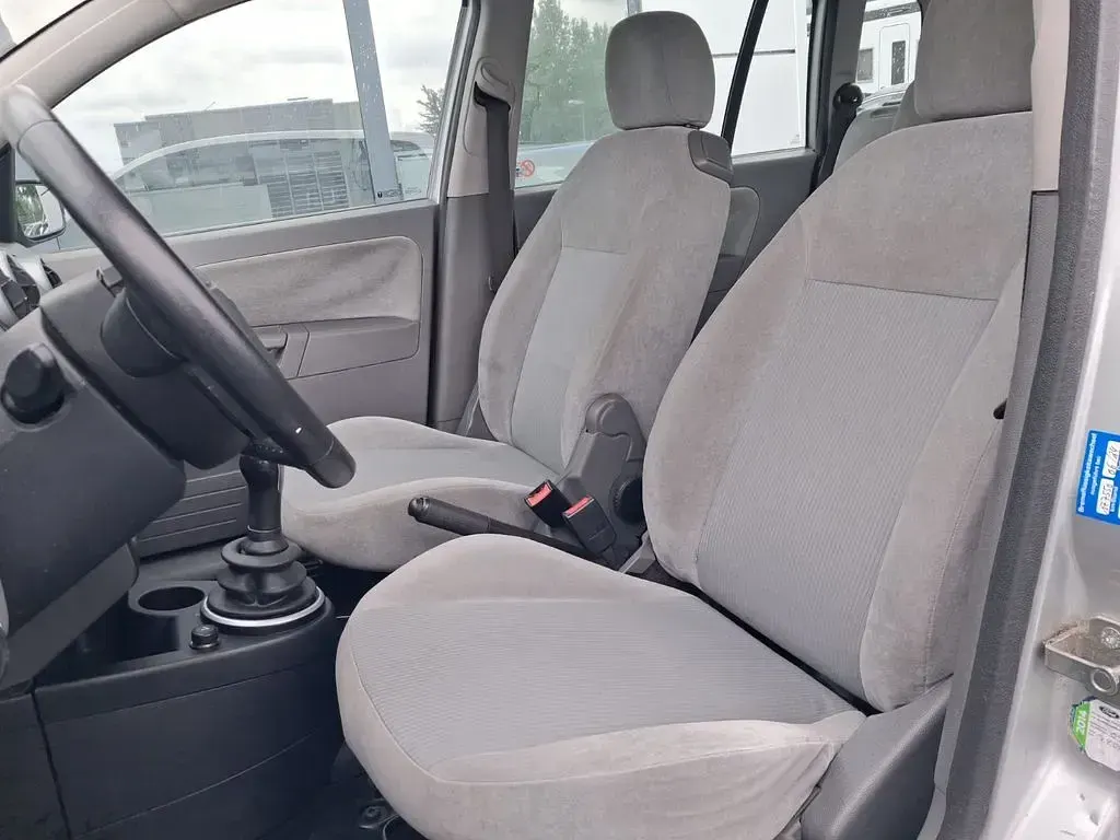 Gebraucht Ford Fusion Ambiente 80 PS (58 kW) 2004 Grau Kleinwagen