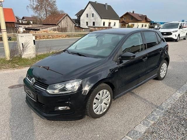 Gebraucht VW Polo LOUNGE 110 PS (80 kW) 2015 Grün Kleinwagen