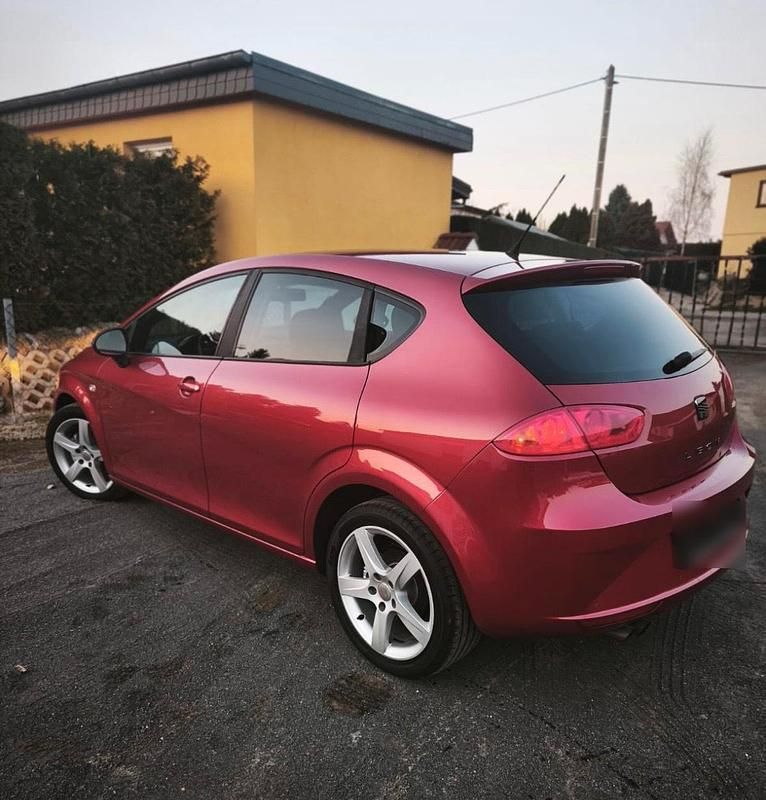 Gebraucht Seat Leon 125 PS (91 kW) 2010 Rot Kleinwagen