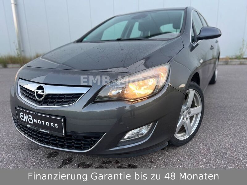 Grau Gebraucht 2010 Opel Astra Sport Limousine | 4.450 € (Fairer Preis) - Bild 1/4