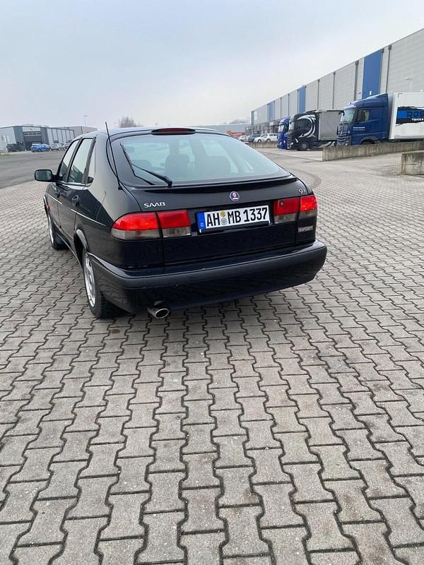 Gebraucht Saab 9-3 135 PS (99 kW) 1998 Schwarz Limousine