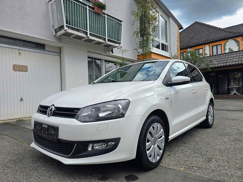 Gebraucht VW Polo Life 75 PS (55 kW) 2014 Weiß Kleinwagen