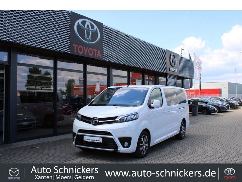 Weiss Gebraucht 2021 Toyota Proace Verso Comfort Kombi | 39.040 € - Bild 1/4