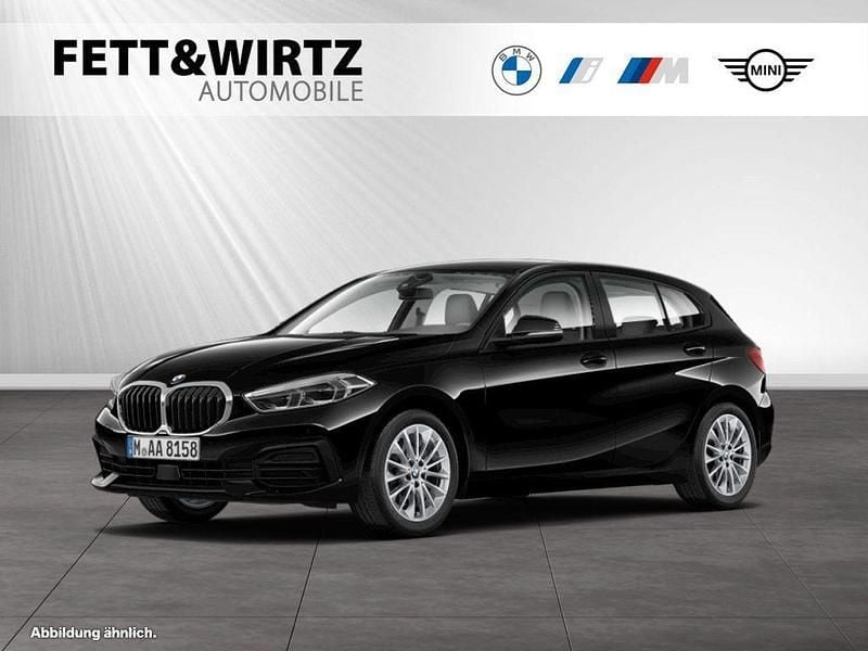 Schwarz uni Gebraucht 2022 BMW 118 Advantage Kleinwagen | 22.490 € (Fairer Preis) - Bild 1/3