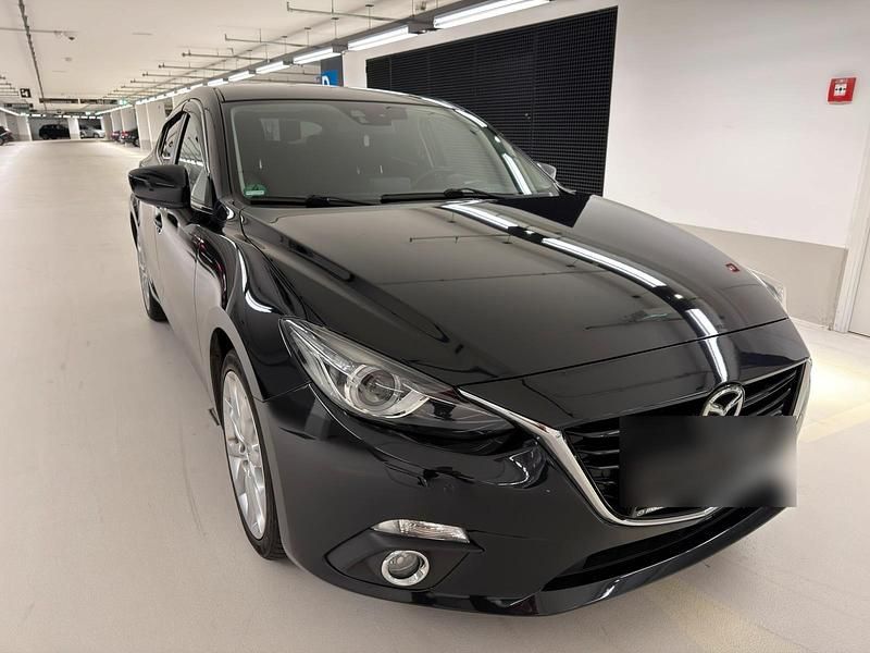 Schwarz Gebraucht 2015 Mazda 3 Limousine | 9.000 € (Fairer Preis) - Bild 1/4
