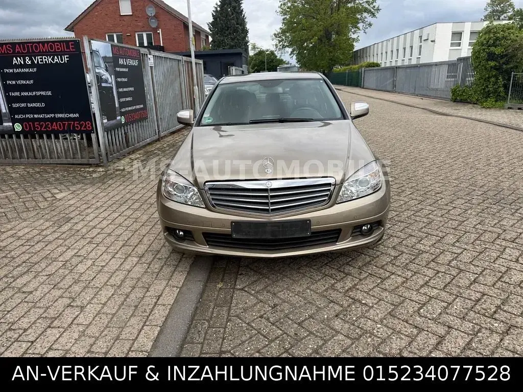 Usata Mercedes C220 170 CV (125 kW) 2007 Beige Berlina