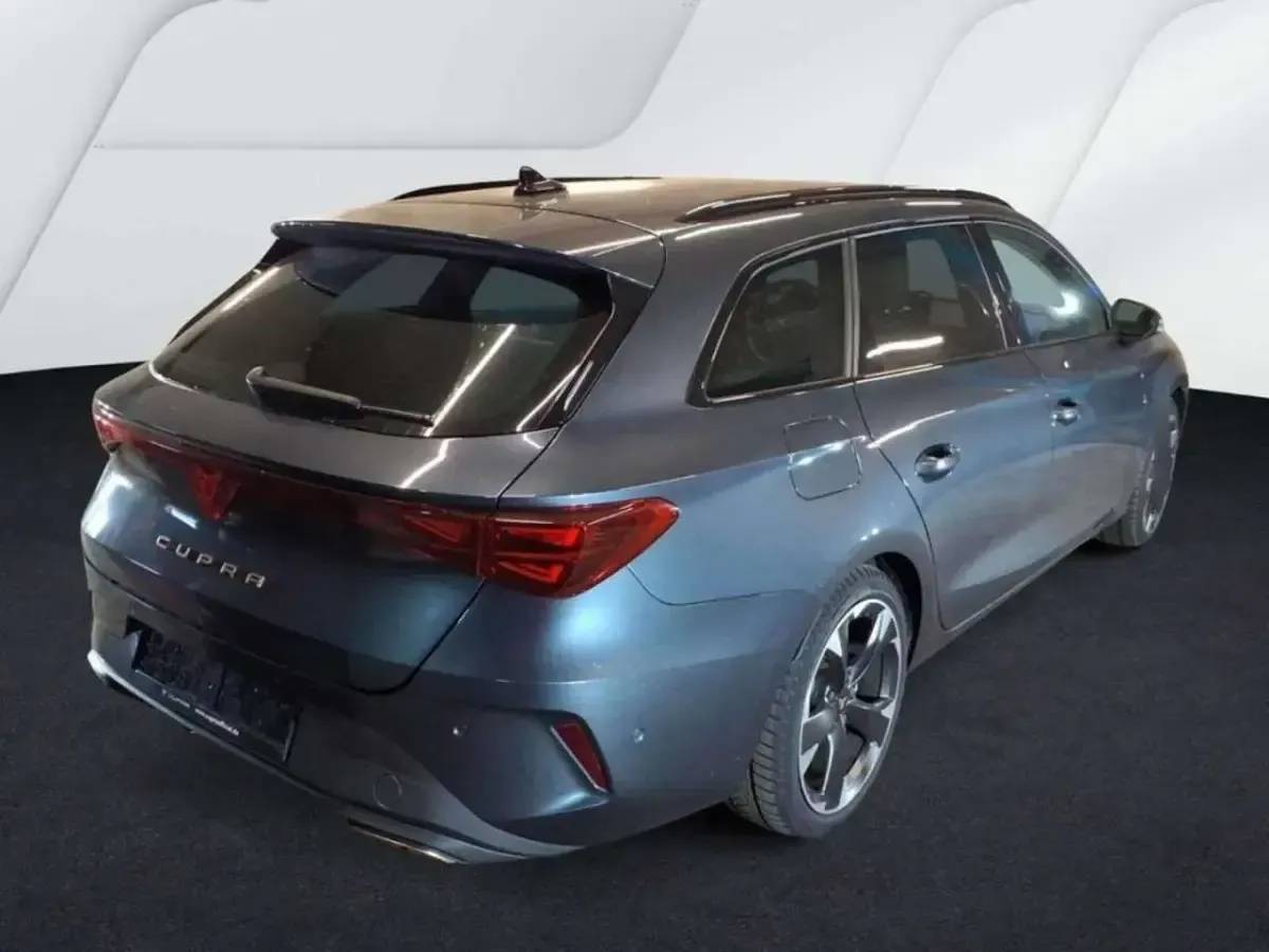 Gebraucht Cupra Leon 204 PS (150 kW) 2025 Magnetic tech Kombi