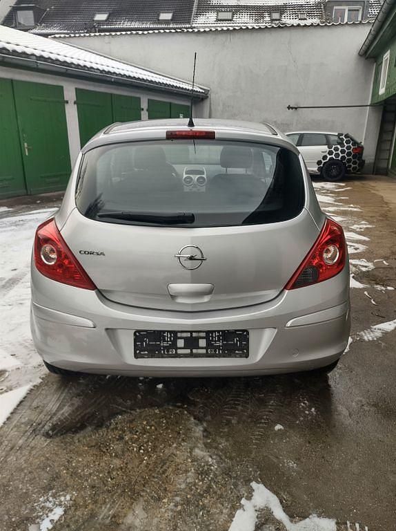 Gebraucht Opel Corsa Edition 60 PS (44 kW) 2007 Silber Kleinwagen