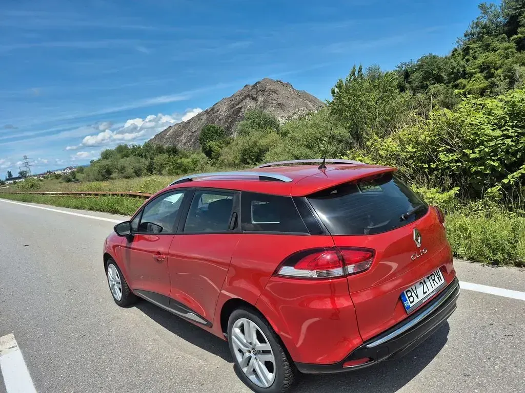 Gebraucht Renault Clio IV LIMITED 90 PS (66 kW) 2019 Rot Limousine