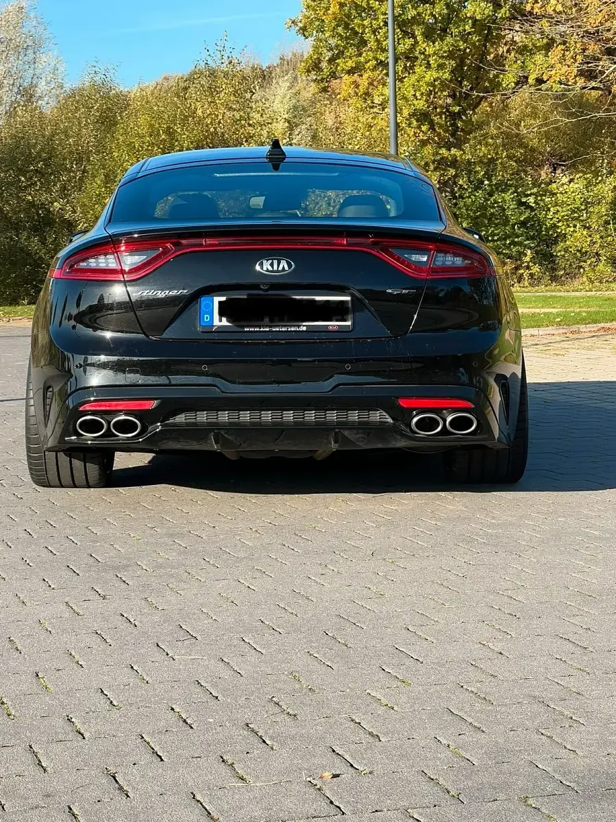 Gebraucht Kia Stinger GT 366 PS (269 kW) 2020 Schwarz Kleinwagen