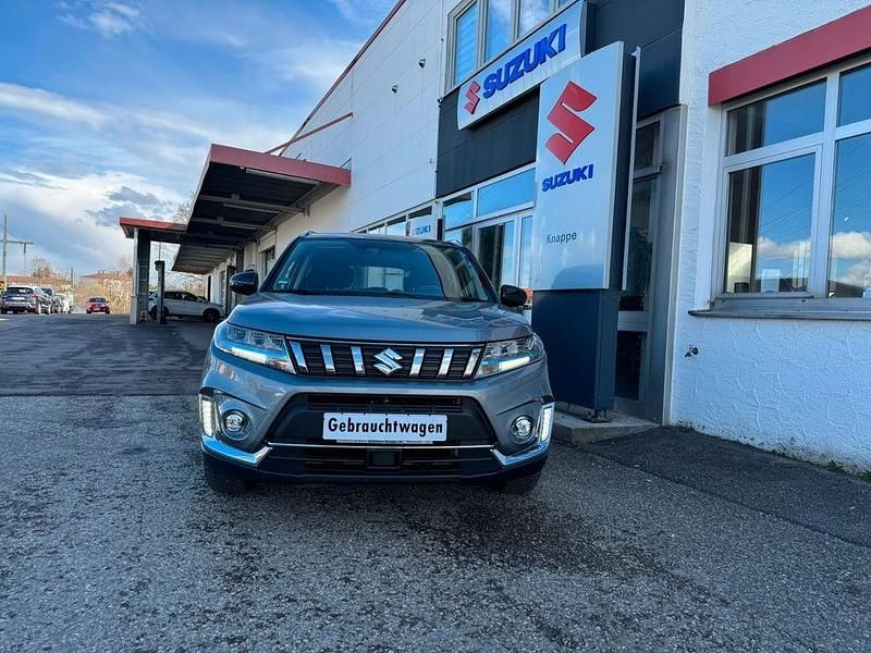 Gebraucht Suzuki Vitara Comfort 102 PS (75 kW) 2022 Grau SUV