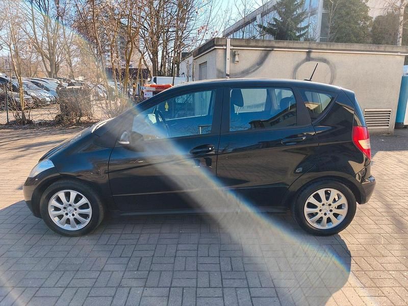 Gebraucht Mercedes A180 109 PS (80 kW) 2010 Other Kleinwagen