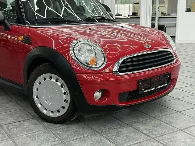 Gebraucht Mini ONE 75 PS (55 kW) 2009 Rot Kleinwagen