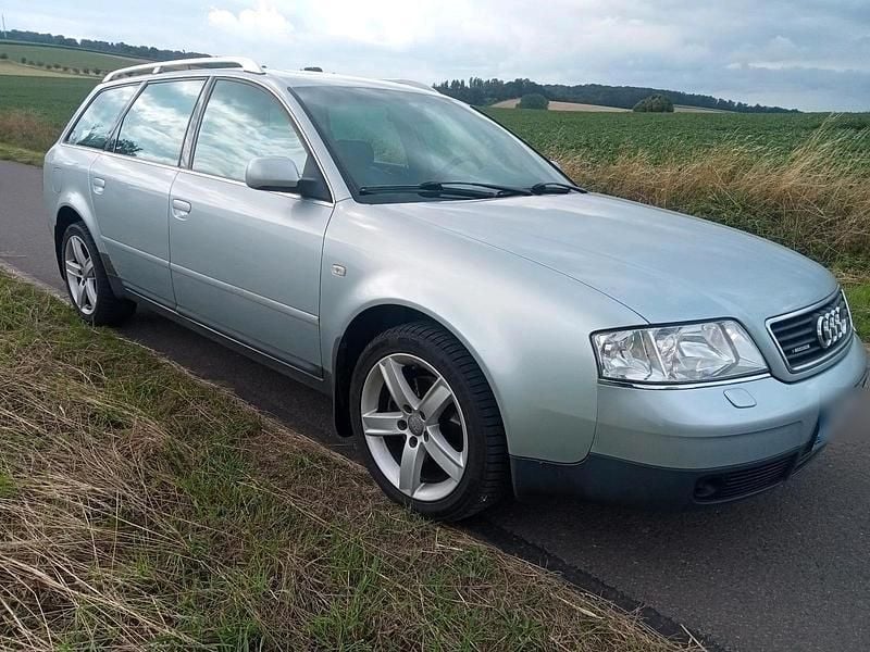 Silber Gebraucht 1998 Audi A6 Kombi | 2.650 € (Guter Preis) - Bild 1/4