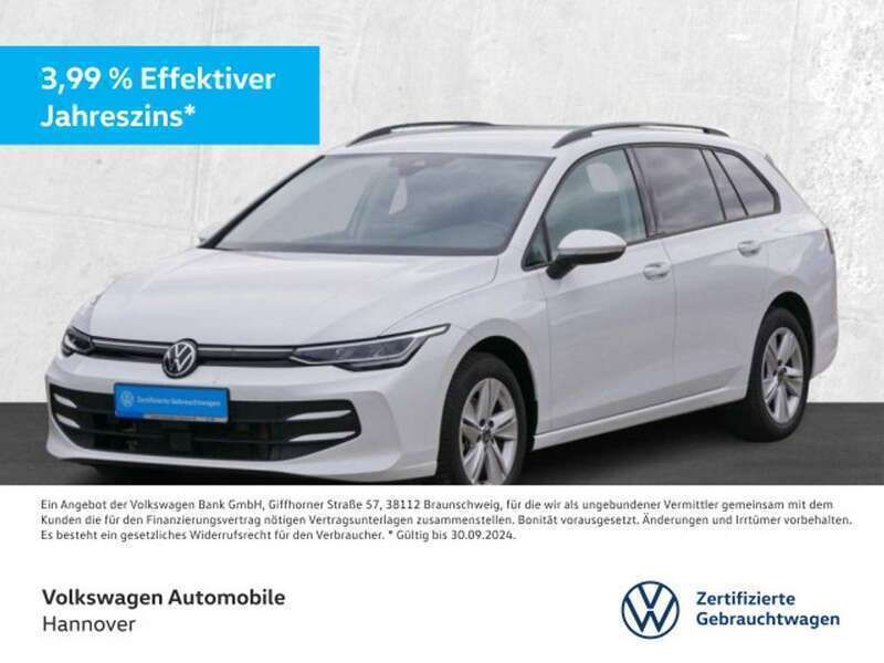 Weiß Gebraucht 2024 VW Golf VIII Life Kombi | 27.470 € (Fairer Preis) - Bild 1/3