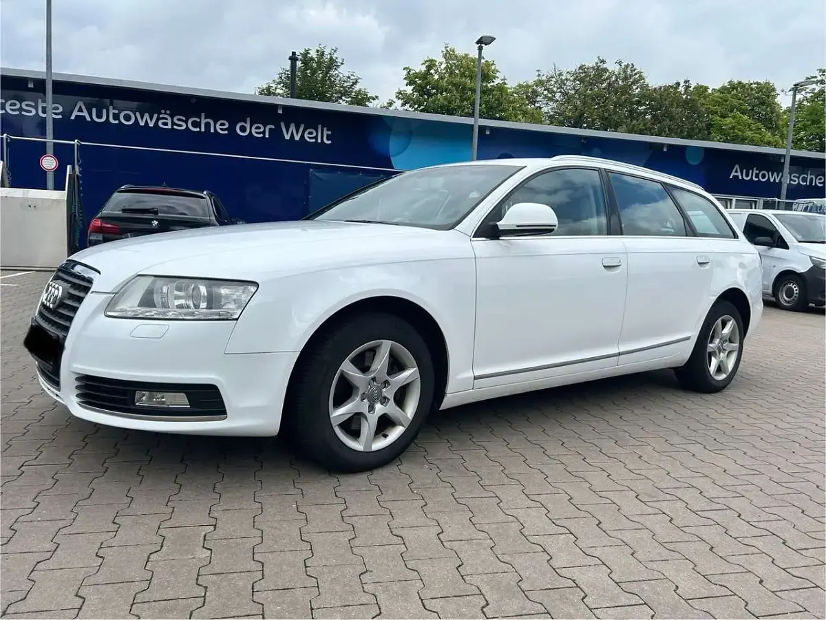 Gebraucht Audi A6 170 PS (125 kW) 2010 Ibisweiß Kombi