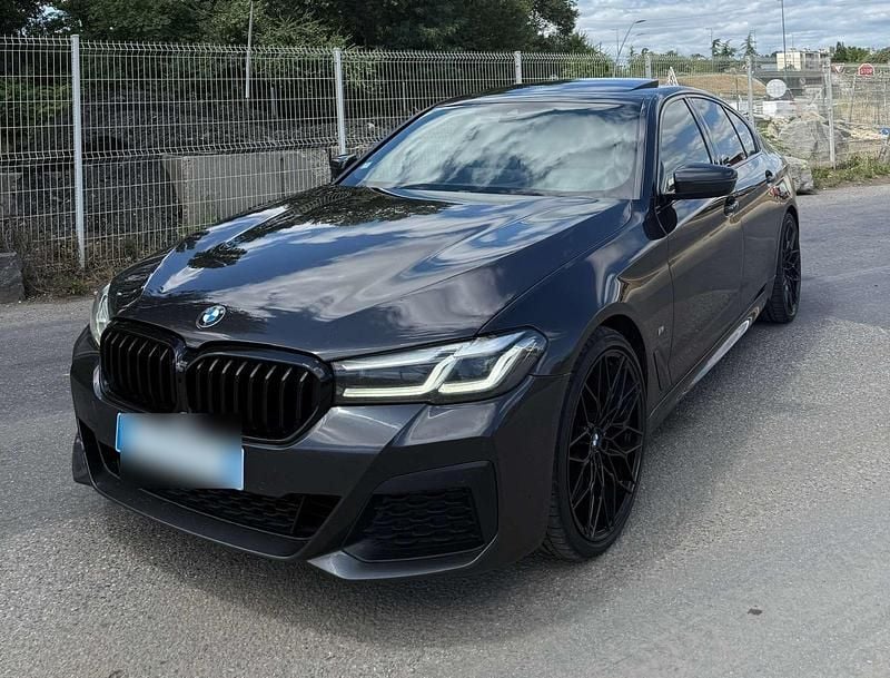 Schwarz Gebraucht 2020 BMW 520 M Sport Limousine | 23.500 € (Superpreis) - Bild 1/4