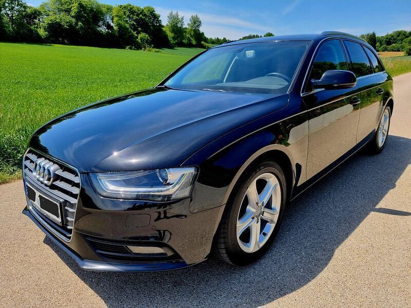 Schwarz Gebraucht 2013 Audi A4 Sport Kombi | 8.250 € (Fairer Preis) - Bild 1/4