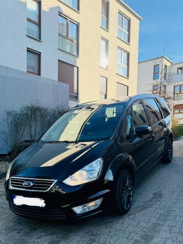 Schwarz Gebraucht 2015 Ford Galaxy Van / Kleinbus | 10.000 € (Fairer Preis) - Bild 1/4