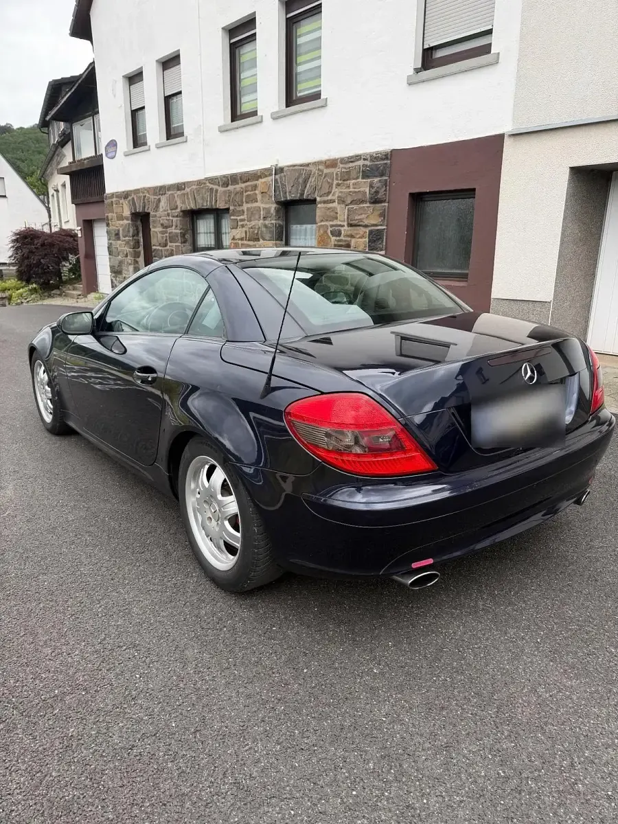 Gebraucht Mercedes SLK200 163 PS (119 kW) 2005 Blau Cabrio