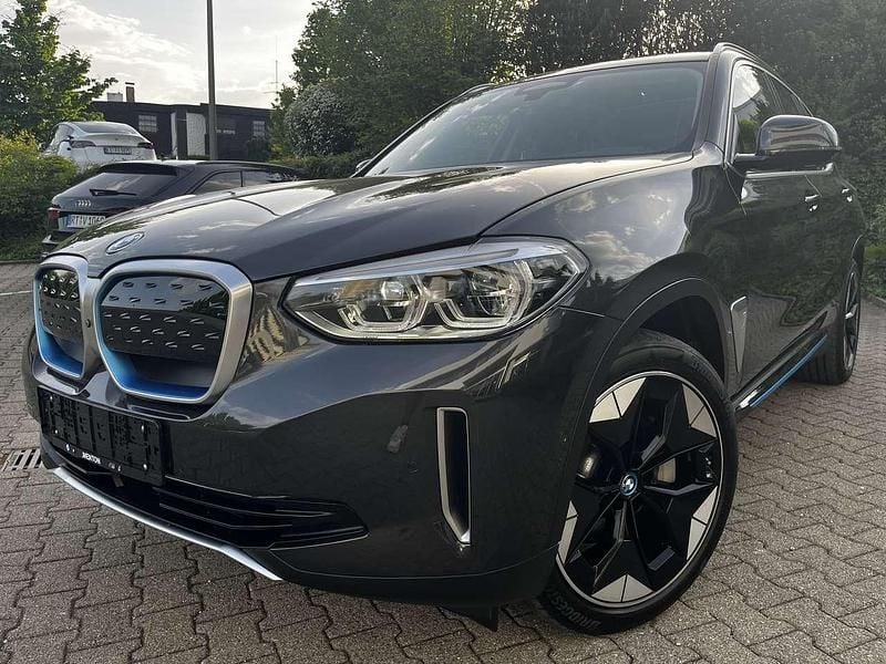 Gebraucht BMW iX3 Impressive 210 kW (286 PS) 2021 Grau SUV